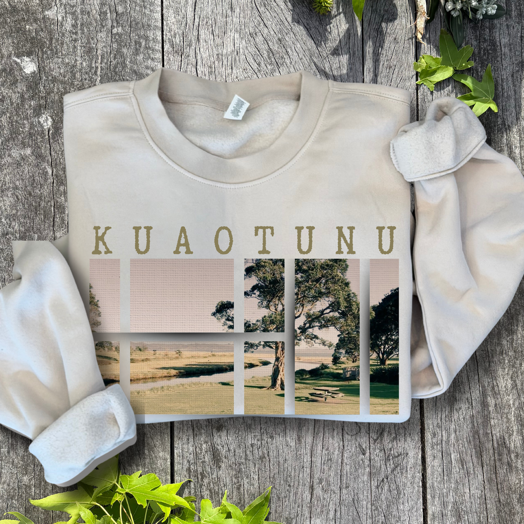 Kuaotunu Collage | Pōhutukawa Tree - Adults Fits