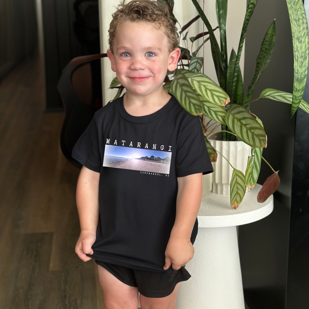 Matarangi Beach | Blue Sky Day - Kids Fits